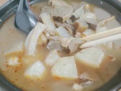萝卜牛腩煲-桥雪牛杂专门店(关边路店)