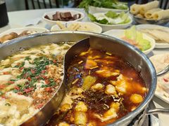 -德林酸菜鱼火锅(南丹店)