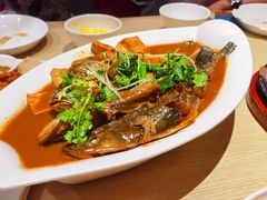 -小船渔村•大连菜•大连焖鱼(黄河路店)