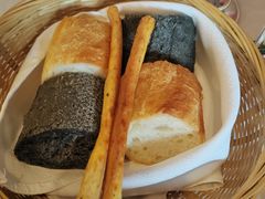 -塞纳河法国餐厅(意式风情街店)