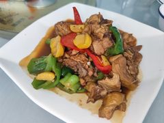板栗烧鸡-天乐农家鱼头王(天目湖店)
