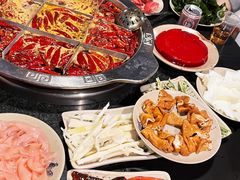 -洞亭火锅(防空洞总店)