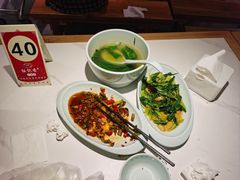 -饭饱香土碗菜(新科店)