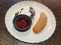 手打香滑鱼饼-凤凰湘语·海派湘菜(浦东旗舰店)