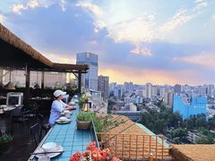 -萨芭蒂高空花园餐酒吧