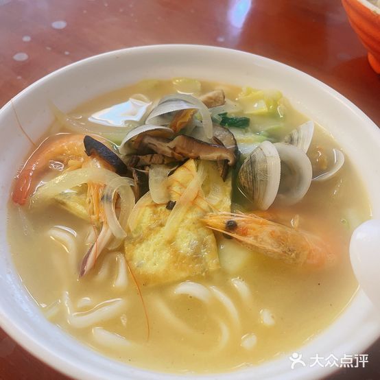 温州老丁特色面海鲜馆(北大街店)