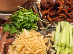 -老郑家东北春饼(龙悦居店)