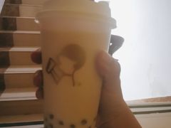 -喜茶(上海打浦桥日月光gelato lab+店)