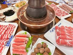 -楼外楼大刀肉传统火锅居(幸福街店)