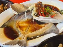 -大树下海鲜饭店