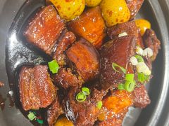 山楂煨红烧肉-醉得意·山茶油炒土鸡(泰安吾悦广场店)