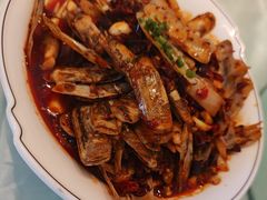 -赶海部落海鲜城(海阳路店)