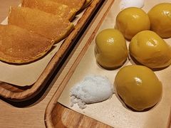 黄米粘豆包-关东小磨东北菜(上海长风大悦城店)