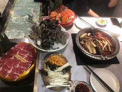 -一绪に寿喜烧自助(世茂广场店)