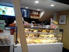 面包甜点陈列柜-仟吉KenGee(国贸360店)