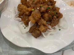 -鞍山大白鲨美食酒店