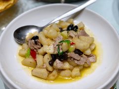 荸荠炒肉-春盛渔府(牛首山店)