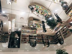 -钟书阁(群光广场店)