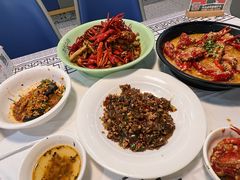 -靓虾二哥长沙地标小龙虾(五一广场店)