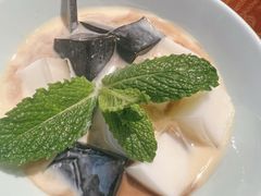 椰汁龟苓膏-南拳十三姨·潮汕砂锅粥(世纪金源店)