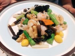-湖畔鲁菜·二十年老字号餐厅(大明湖店)