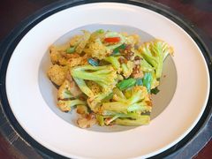 小炒有机花菜-上名堂·鱼头好吃(体育场路店)