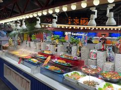 -四囍码头海鲜烧烤自助火锅(外滩南京东路悦荟广场店)