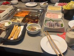 -海底捞火锅(杭州滨江九宜城店)