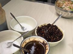 -正宗杨记普洱酸醋米线(总店)