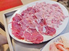 天衣无缝拼一两肉-华哥新鲜猪精品美食