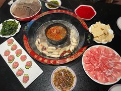 -三江两海老火锅(北京首店)