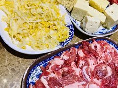 -牛叔鲜羊肉铜火锅(远东小区店)