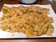 平山干豆腐尖椒-95号酱骨·一块豆腐(展春园西路店)