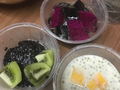 -佰搭果·广式茶餐厅(西华路店)