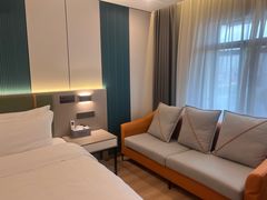 -轻住·仰望未来酒店(南昌八一广场店)