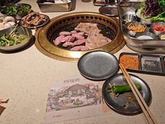 -蚂蚁洞·烤肉大营地(上海静安大悦城店)