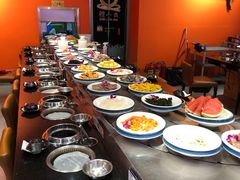 -钱小主·自助回旋烤肉火锅餐厅(东方新天地店)