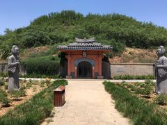 -洛阳古墓博物馆