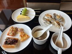 -大中华希尔顿酒店-念自助餐·嗨啤·小龙虾