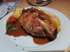 浇汁猪肘-Restaurant Paulaner am Dom