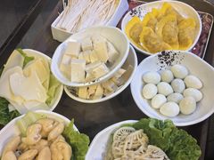 -德林酸菜鱼火锅(南丹店)