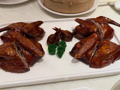 脆皮烧顶鸽-御宝轩(益丰·外滩源店)