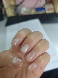 -iU美甲美睫