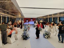 -Doris一站式游轮婚礼船东直营店(外滩店)