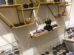 -肆兮眼镜·蔡司·徕卡战略合作店(大坪店)