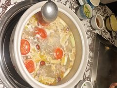 -谢云贵清香水煮鸡火锅(总店)