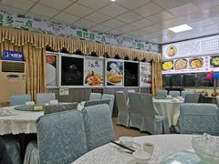 大堂-岭下农庄·农家菜·野生大头鱼·公司团建(福永凤凰山店)