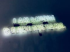 -UNI UNI(环亚凯瑟琳店)