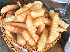-喜洲吧·江畔老船厂·庭院餐厅(喜临院店)