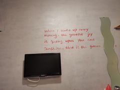 -卡罗酒店(东门晒布地铁站店)